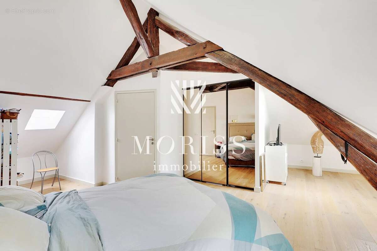 Maison à CHARENTON-LE-PONT