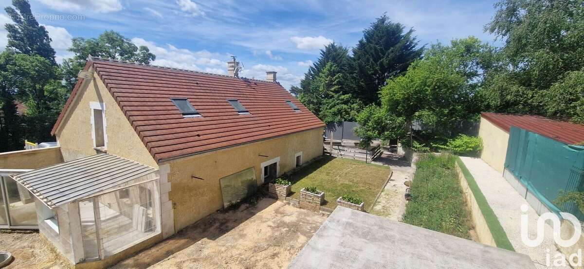 Photo 2 - Maison à TAINGY