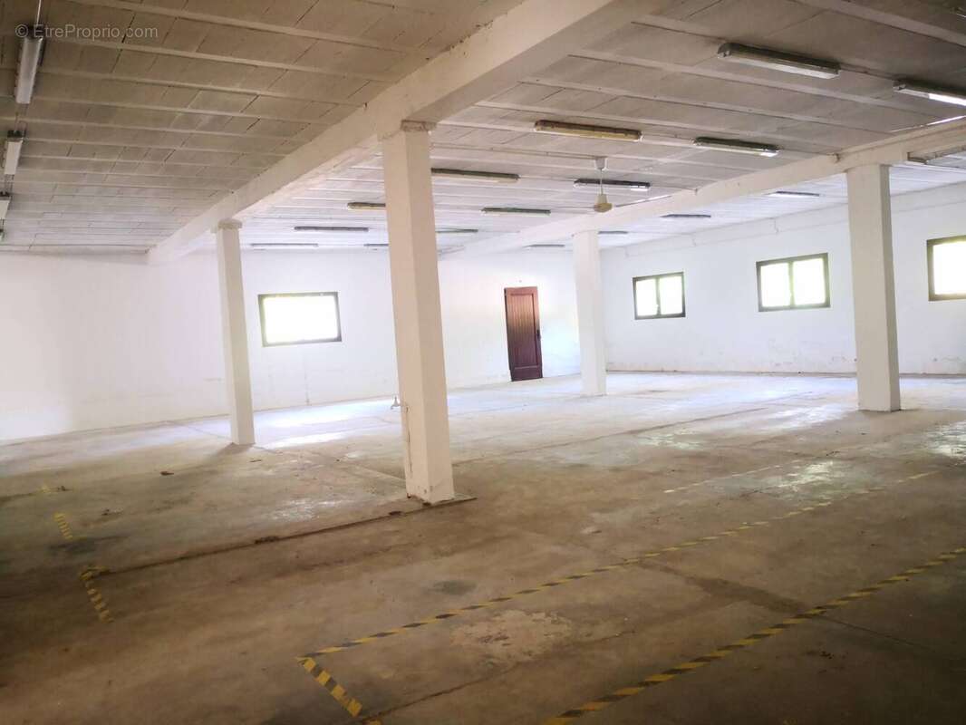 Autre à ROQUEBRUNE-SUR-ARGENS