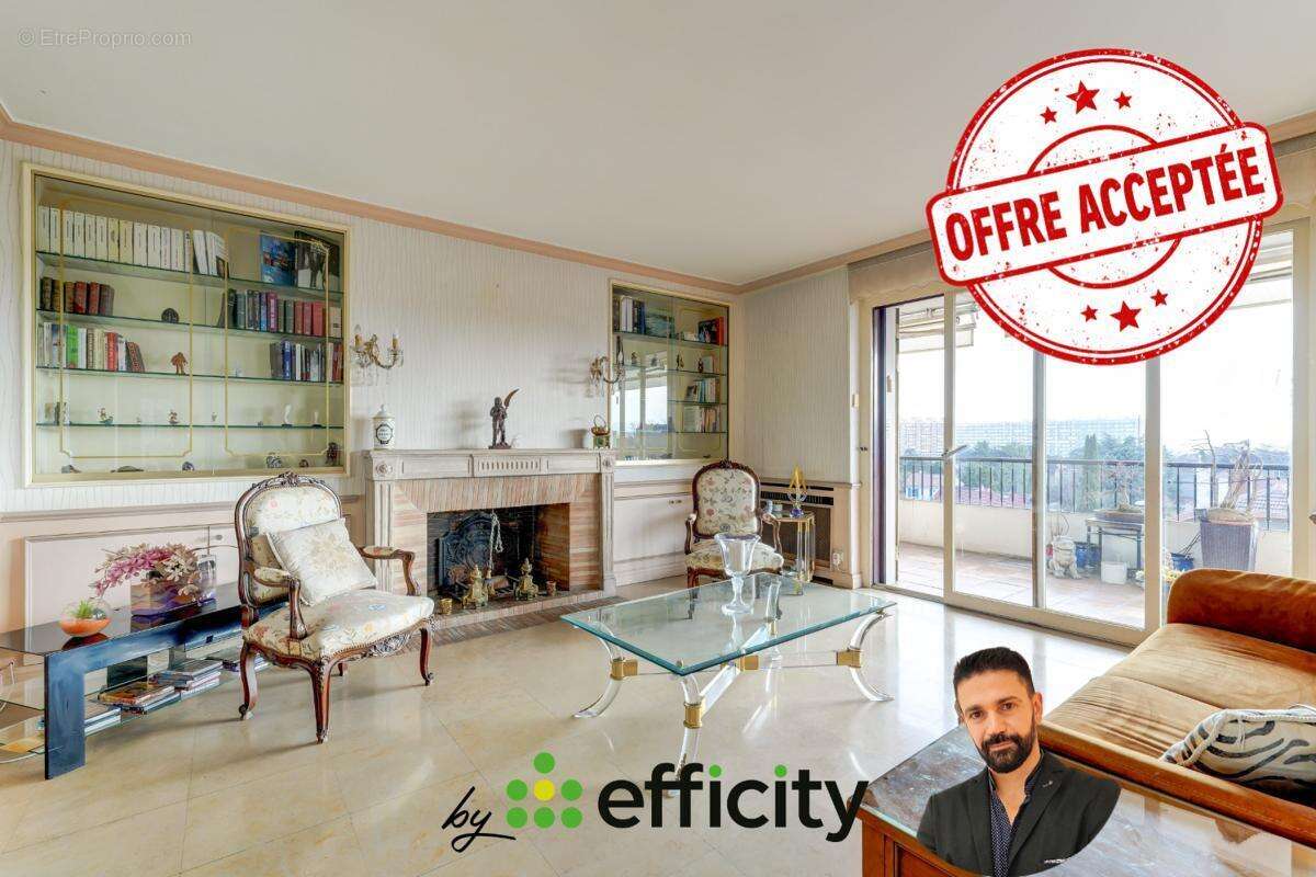 Appartement à BRON