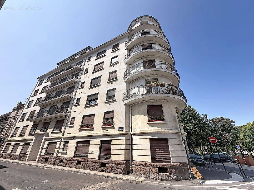 Appartement à SENS