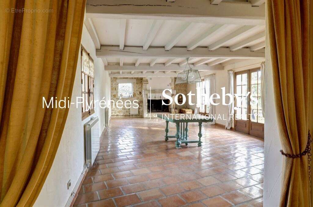 Maison à CESTAYROLS