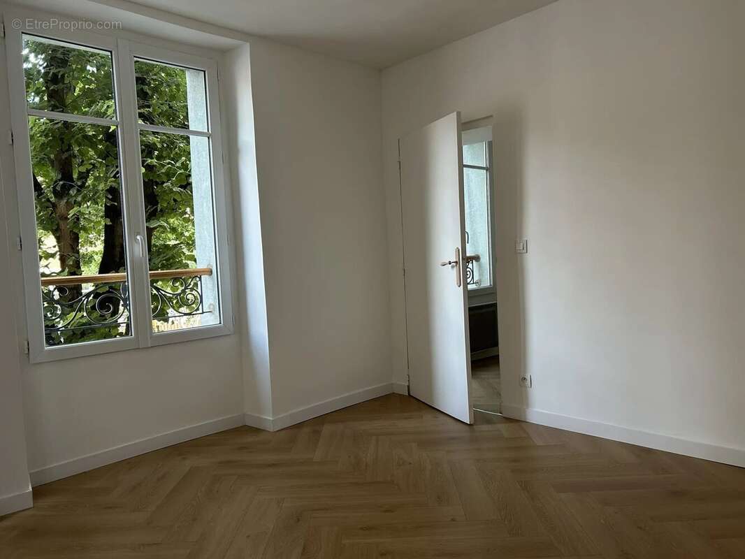 Appartement à CHAVILLE