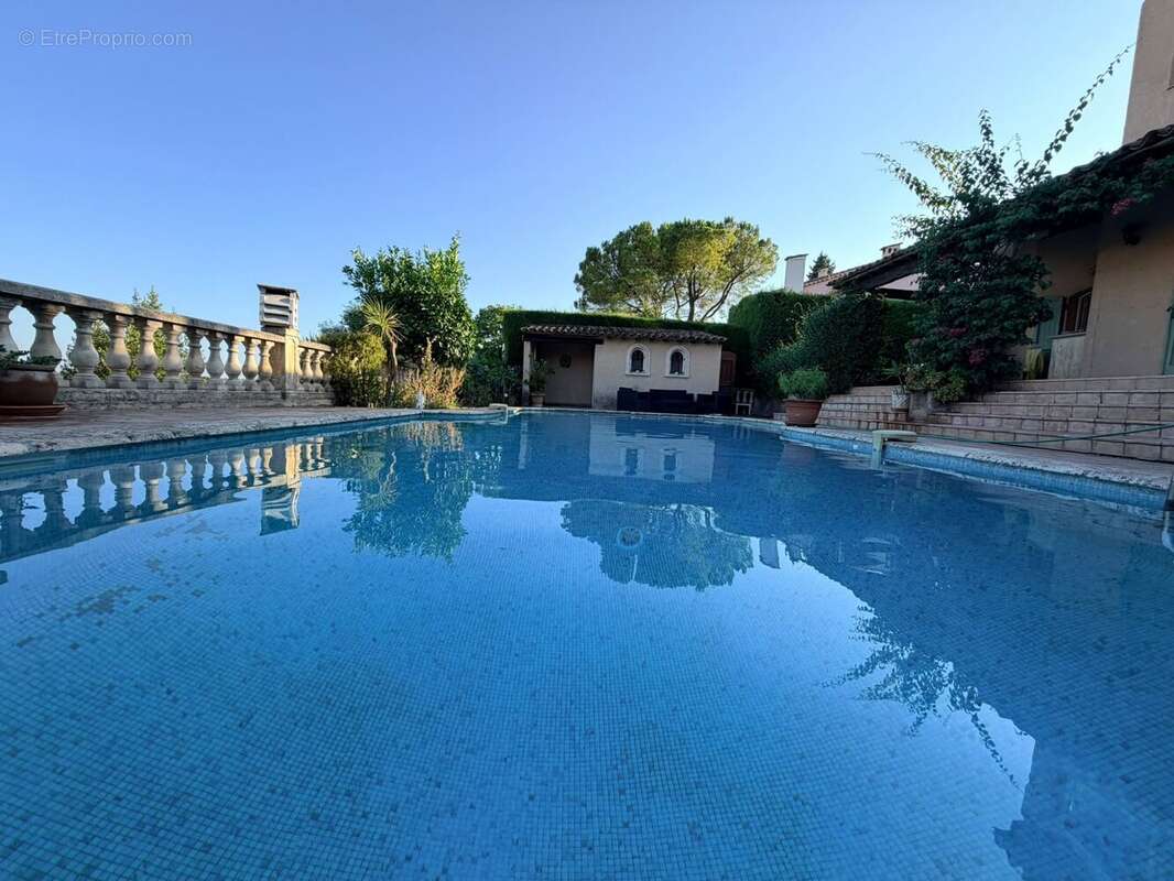 Maison 116 m² à Grasse  - photo 3