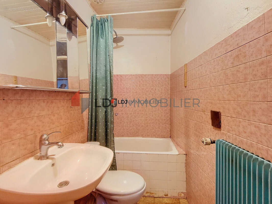 Maison 98 m² à Prades  - photo 9