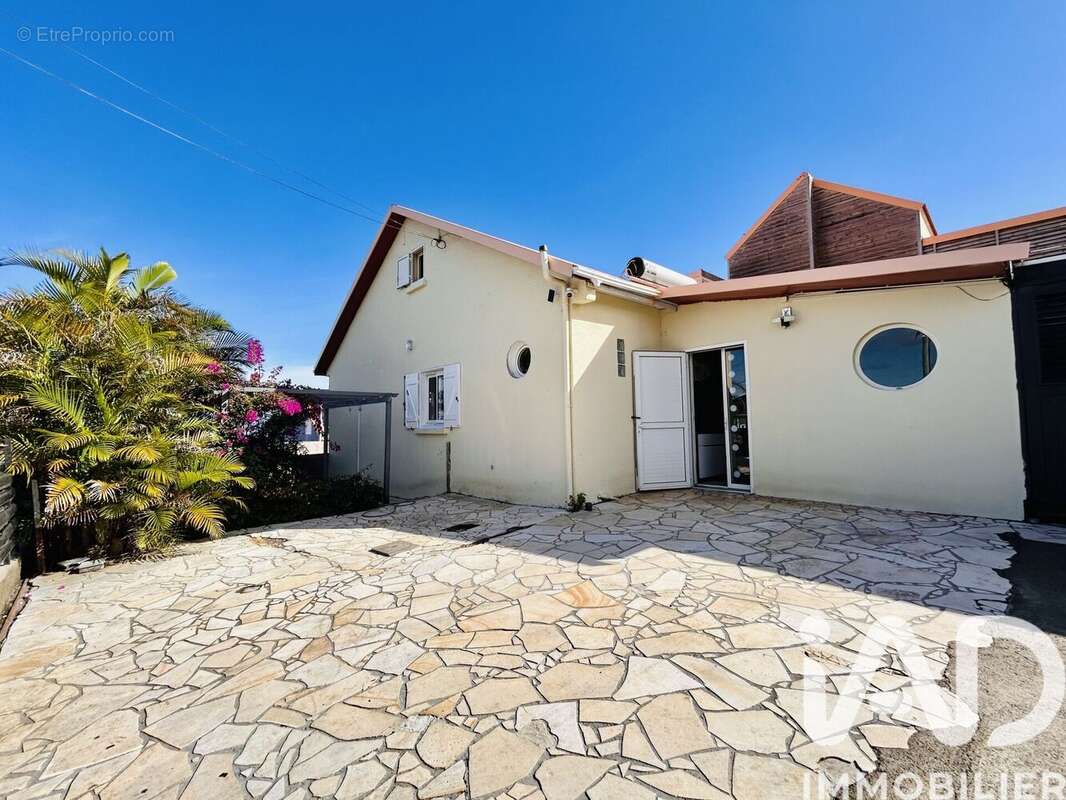 Photo 2 - Maison à SAINT-JOSEPH