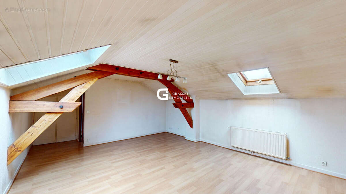 Appartement à OYONNAX