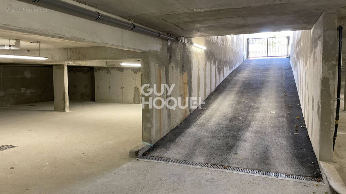 Parking à SAVIGNY-SUR-ORGE