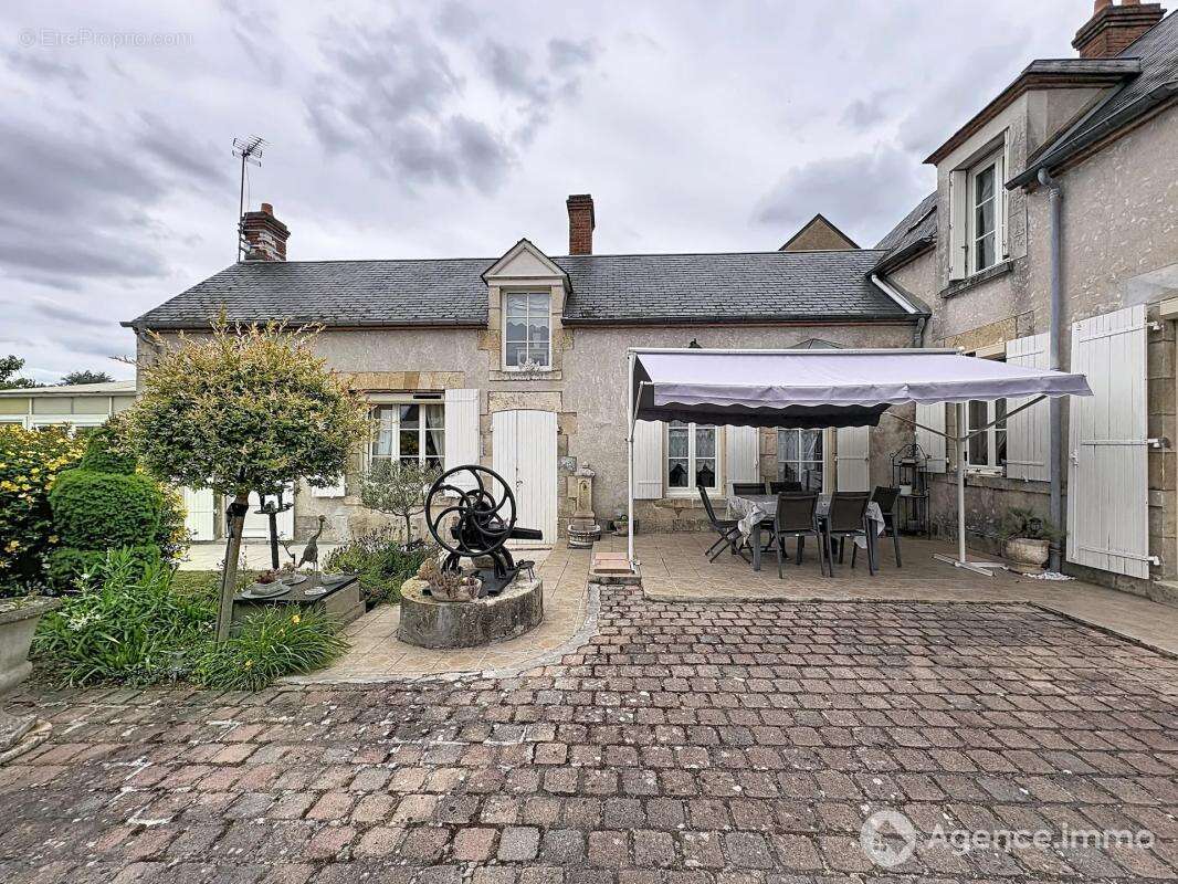 Maison à CHECY