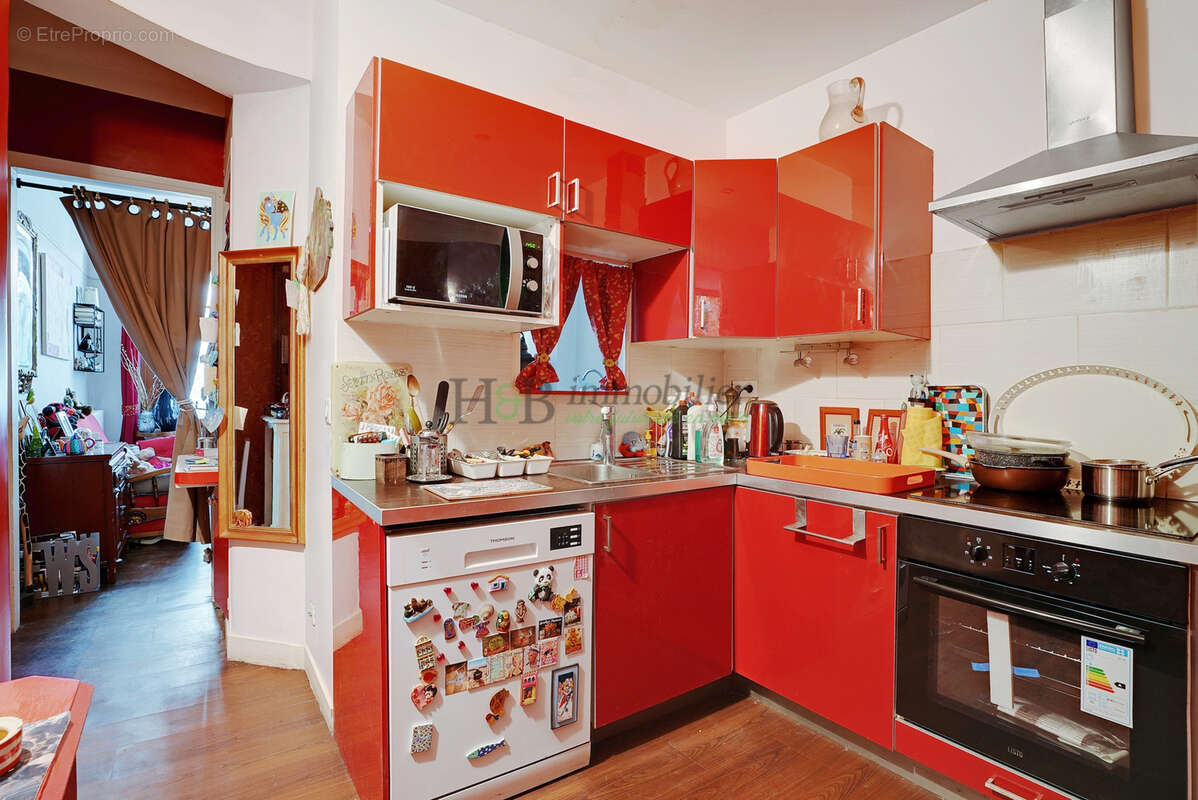 Commerce à PARIS-16E