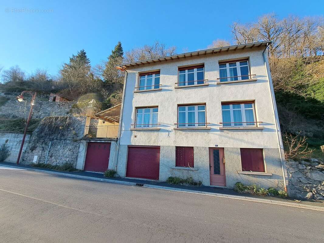 Photo 2 - Maison à OLLIERGUES