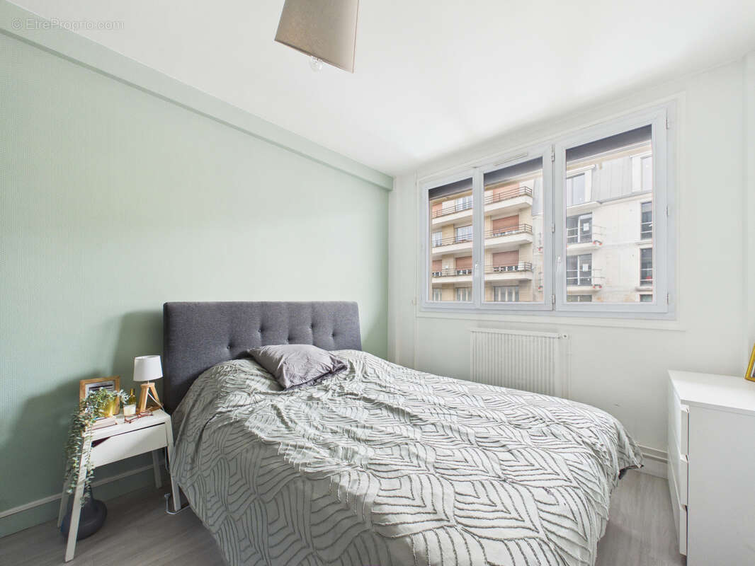 Appartement à SARTROUVILLE