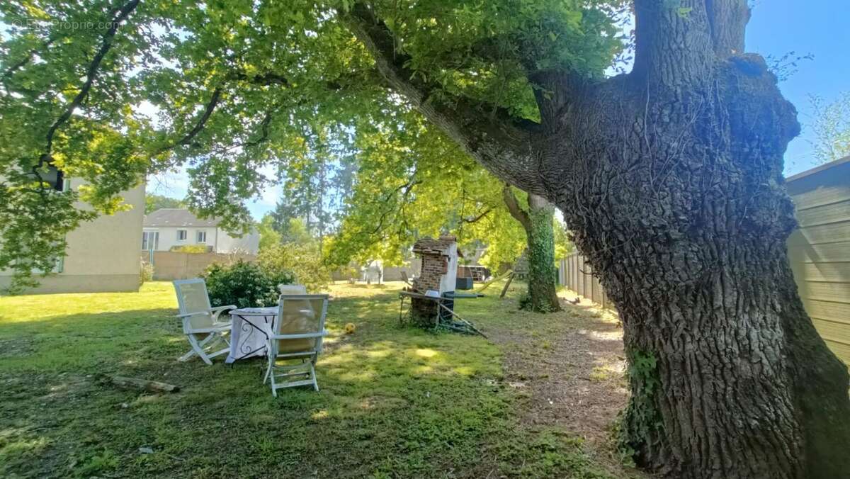 Maison à JOUY-LE-POTIER