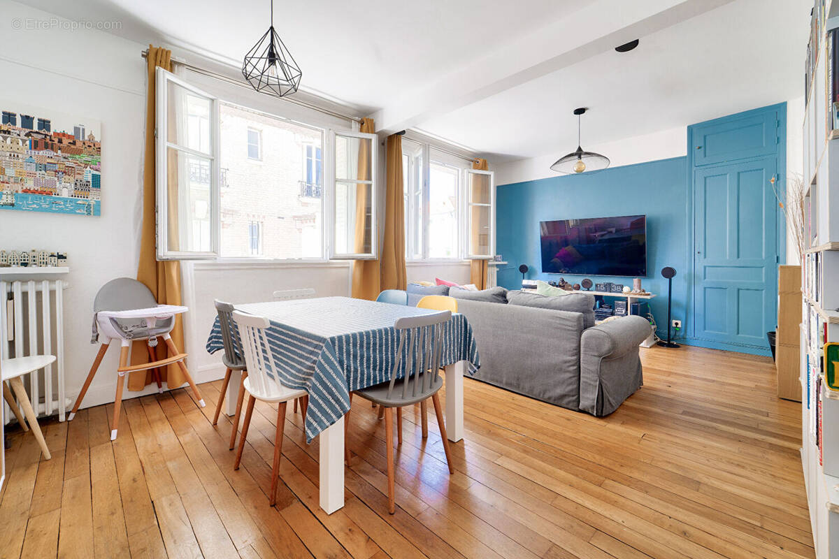 Appartement à COLOMBES