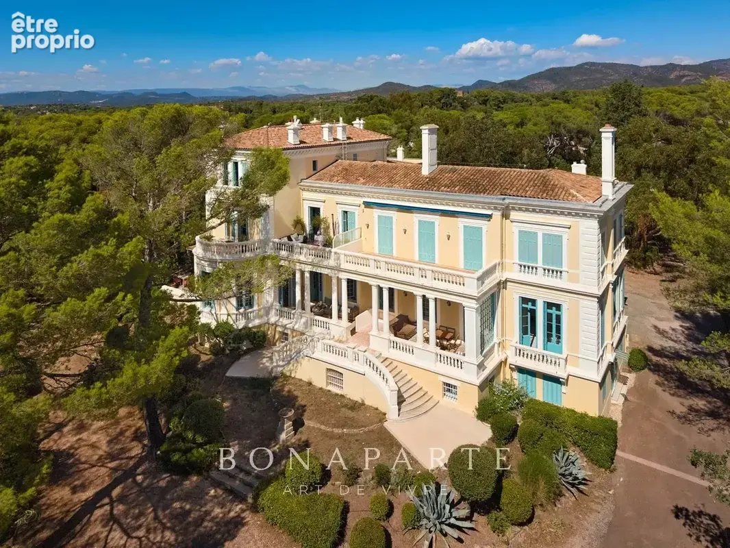 Exclusivite : vivre dans une demeure belle époque – appartement t3 avec jardin privatif et garage - photo 2