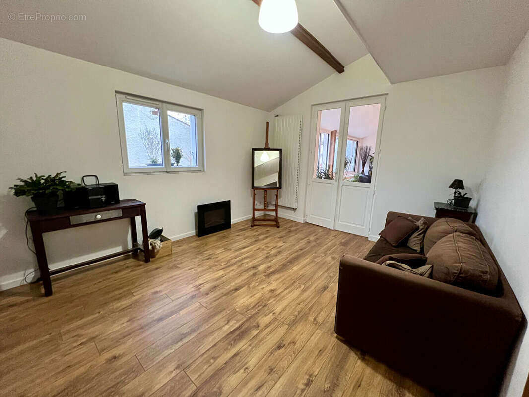 Maison à SAINT-ARNOULT-EN-YVELINES