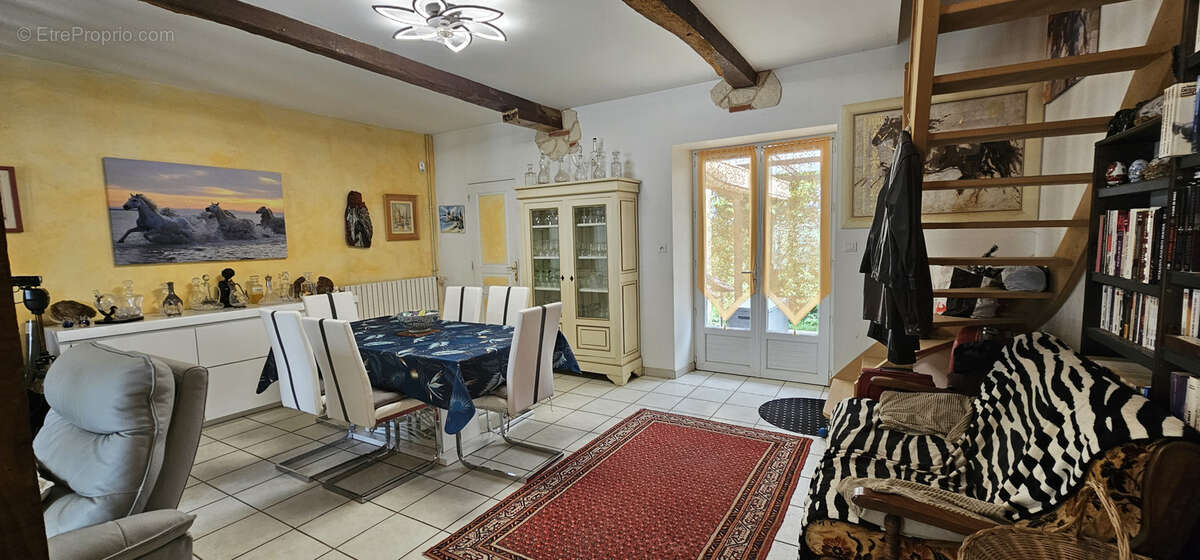 Maison à CASTELNAU-D'AUZAN