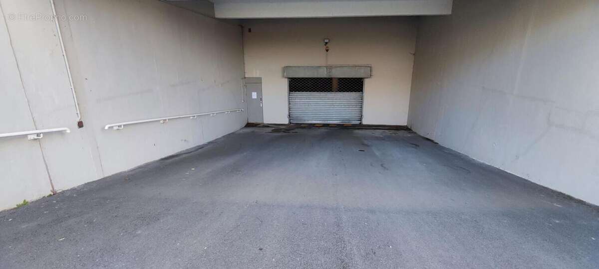 Parking à SAINT-QUENTIN