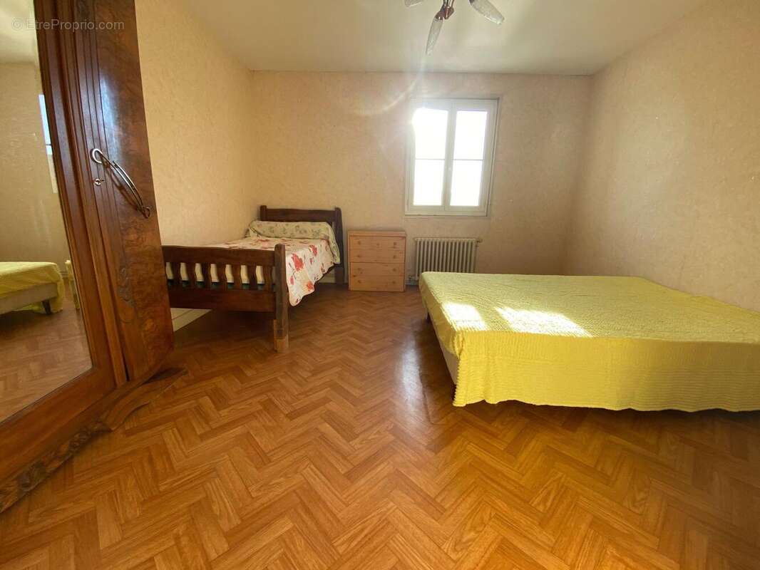 Maison 160 m² à Larroque-Toirac  - photo 6