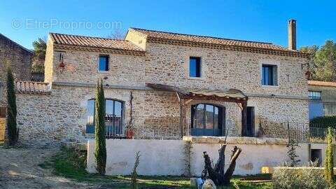 Maison à UZES