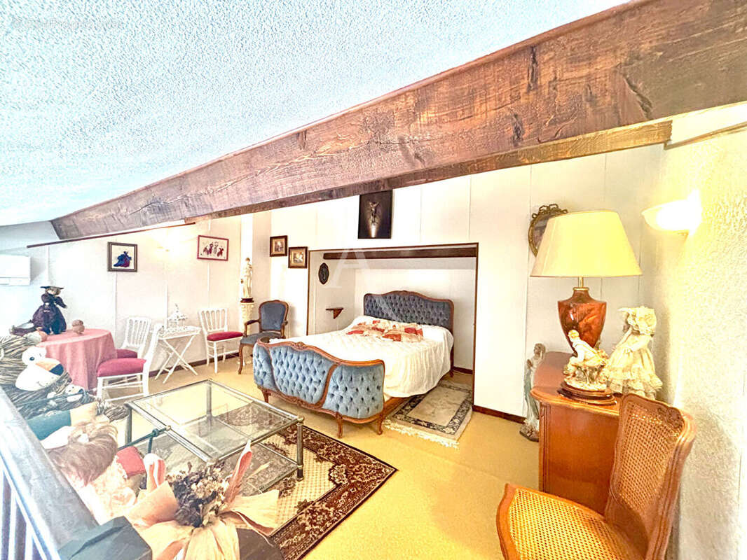 Maison à VILLEVEYRAC