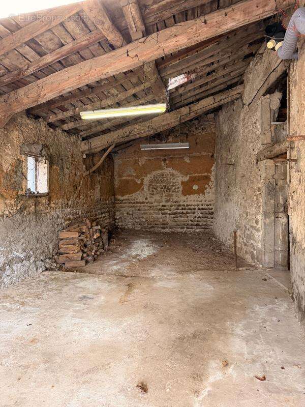 Maison à CHARVIEU-CHAVAGNEUX