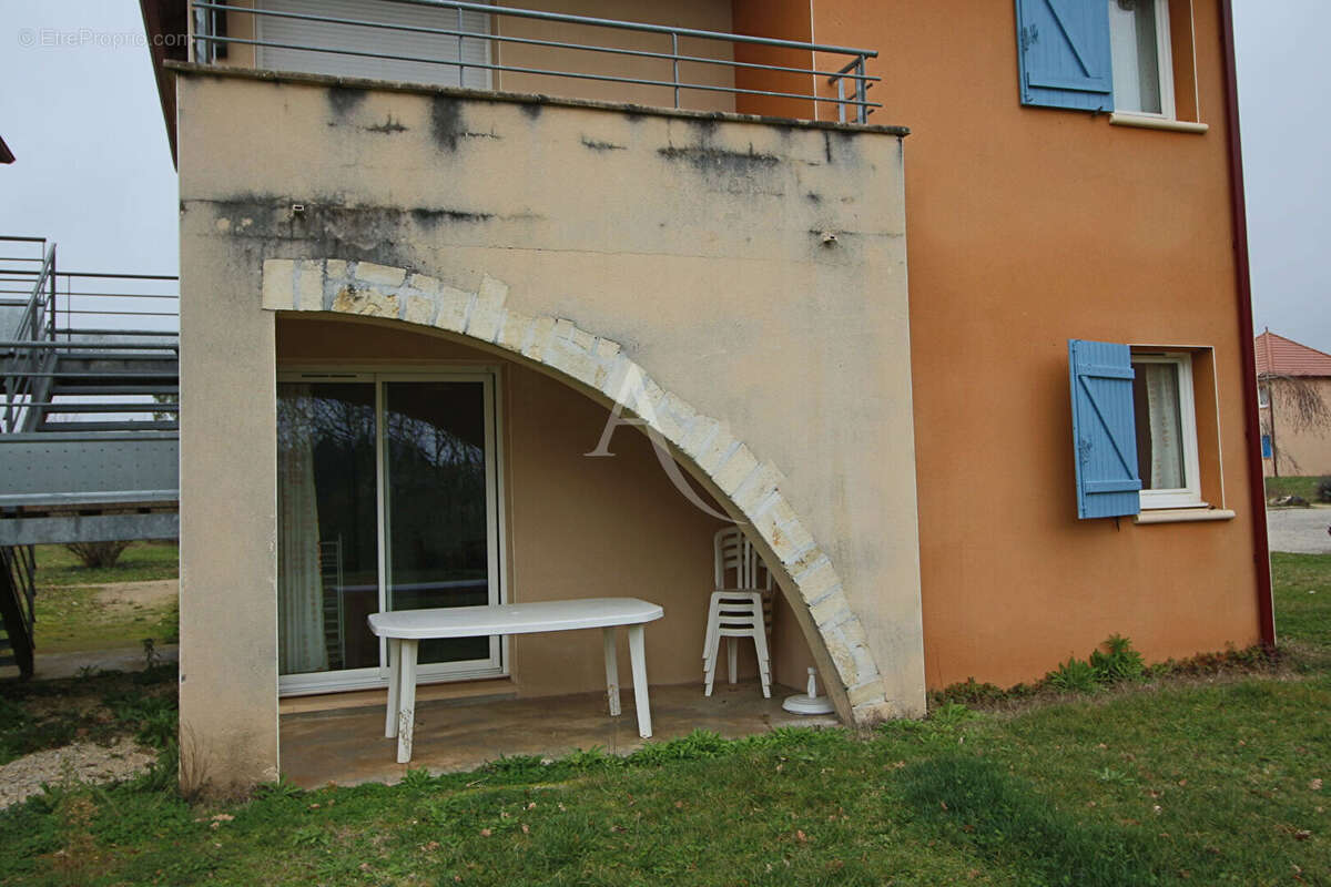 Appartement à PRAYSSAC