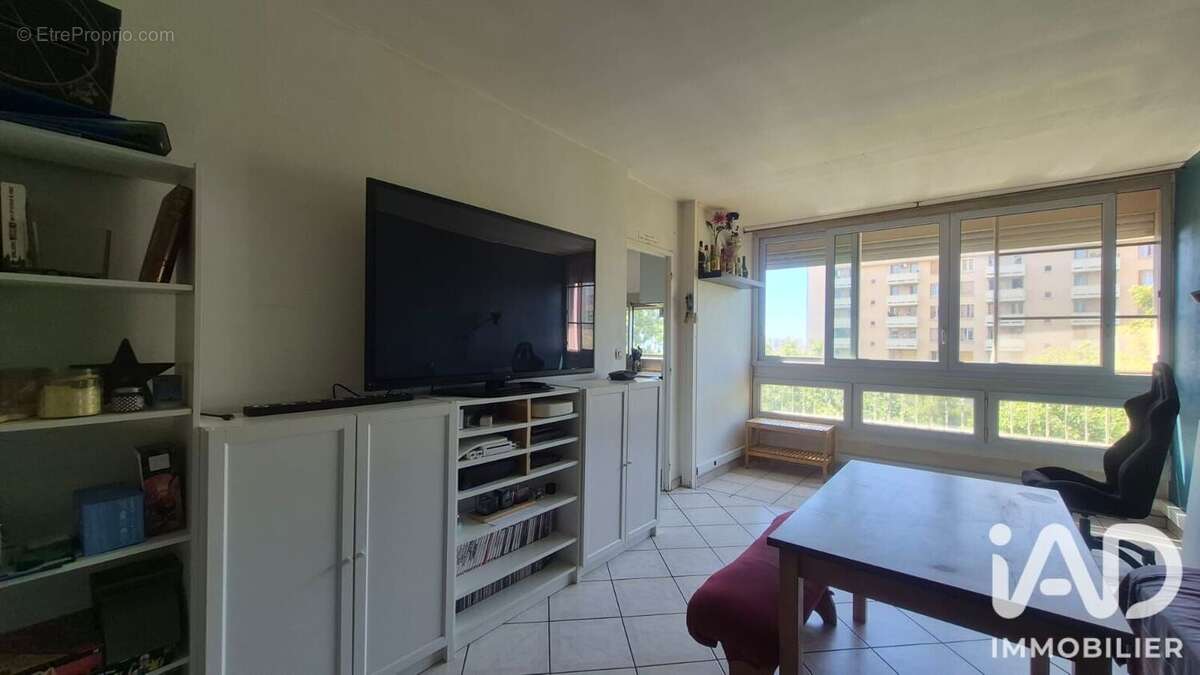 Photo 2 - Appartement à MARSEILLE-15E