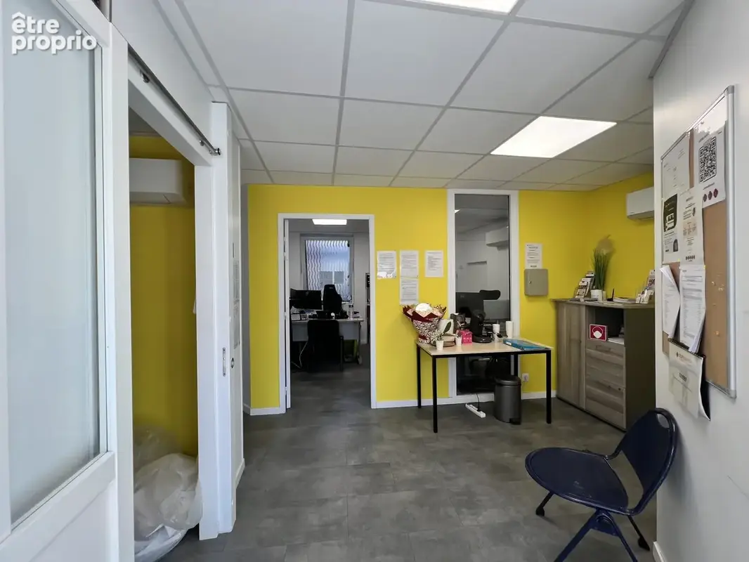 Commerce 92 m² à vendre à Pont-De-Cheruy (38230) - photo 3