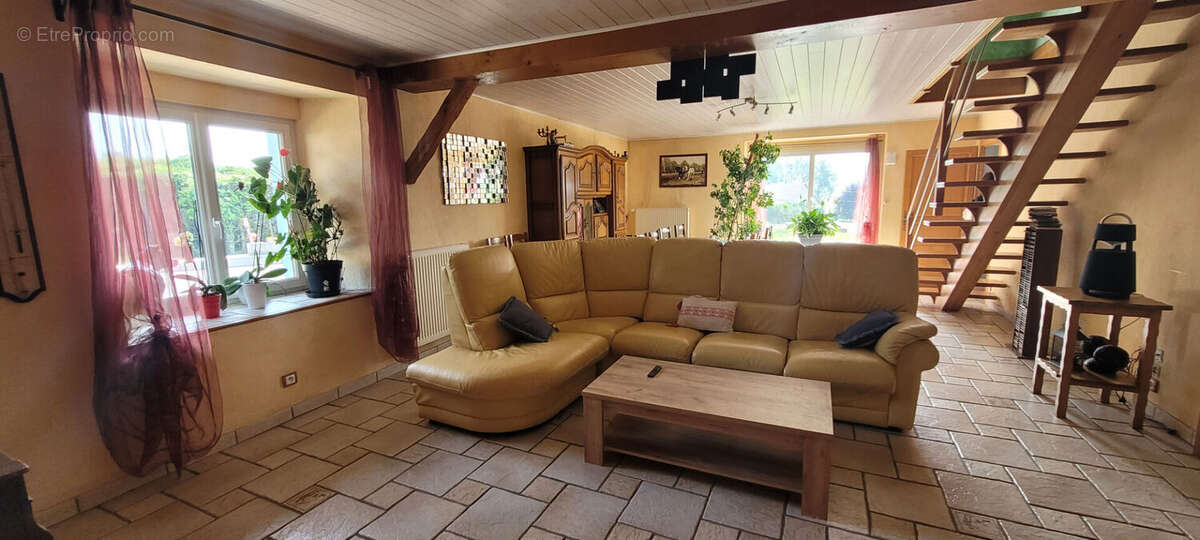 Maison à LE PASQUIER