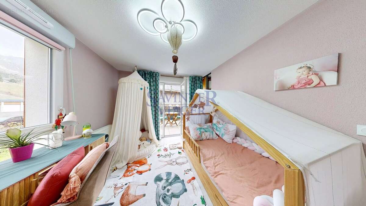 Attique T5 en duplex avec grandes terrasses et 2 garages – Bonneville- libre de suite - photo 17