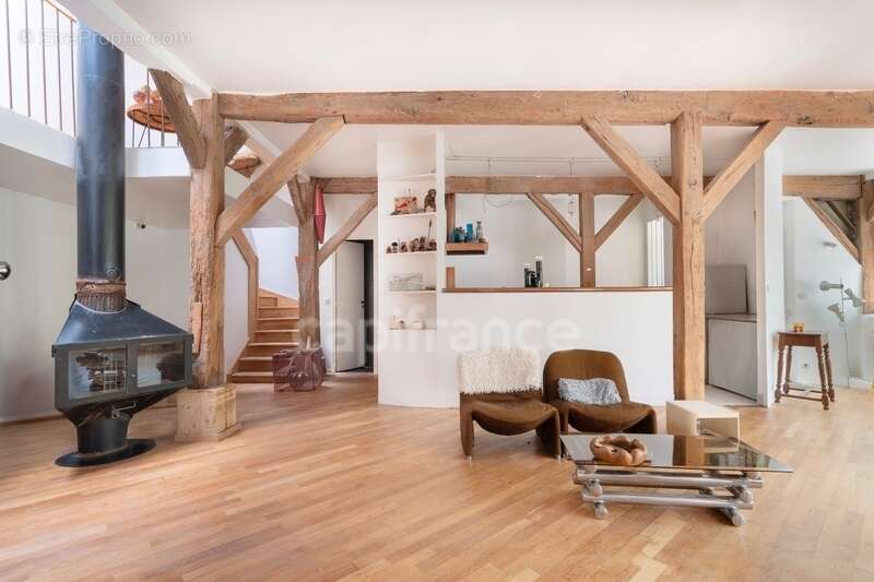 Appartement à PARIS-11E
