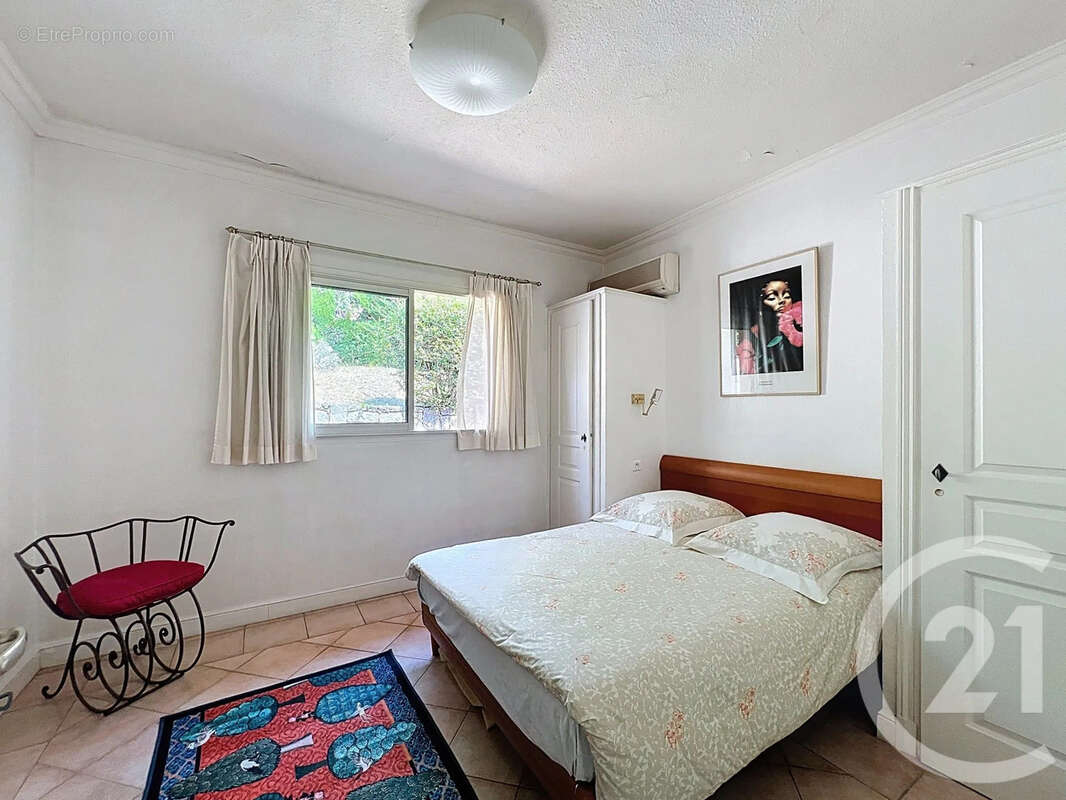 Maison à MOUGINS