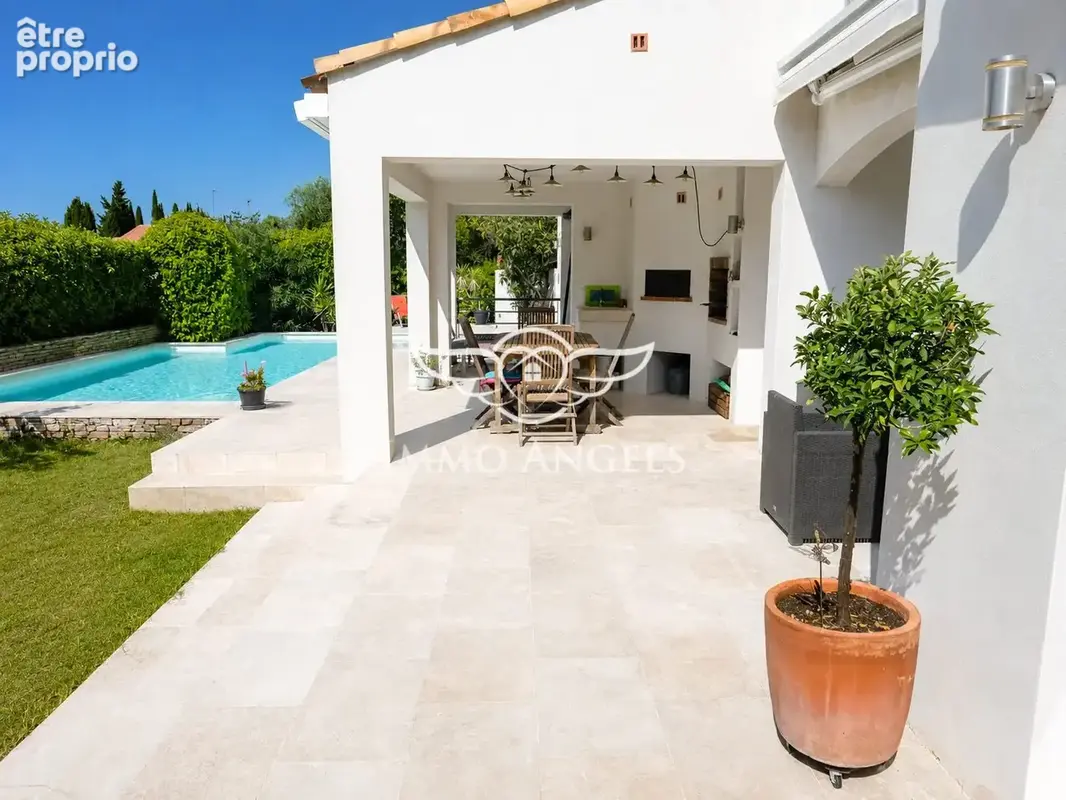 Maison 7 pièces 237 m² à vendre à Jacou (34830) - photo 2