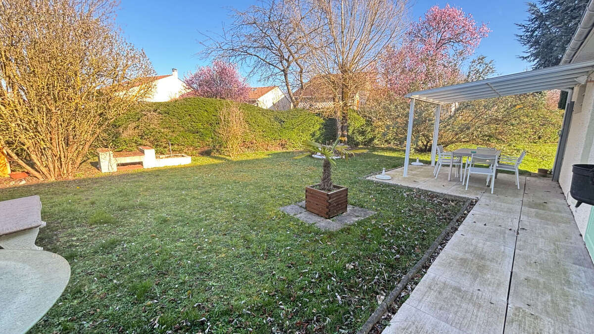 Maison à MANTES-LA-VILLE