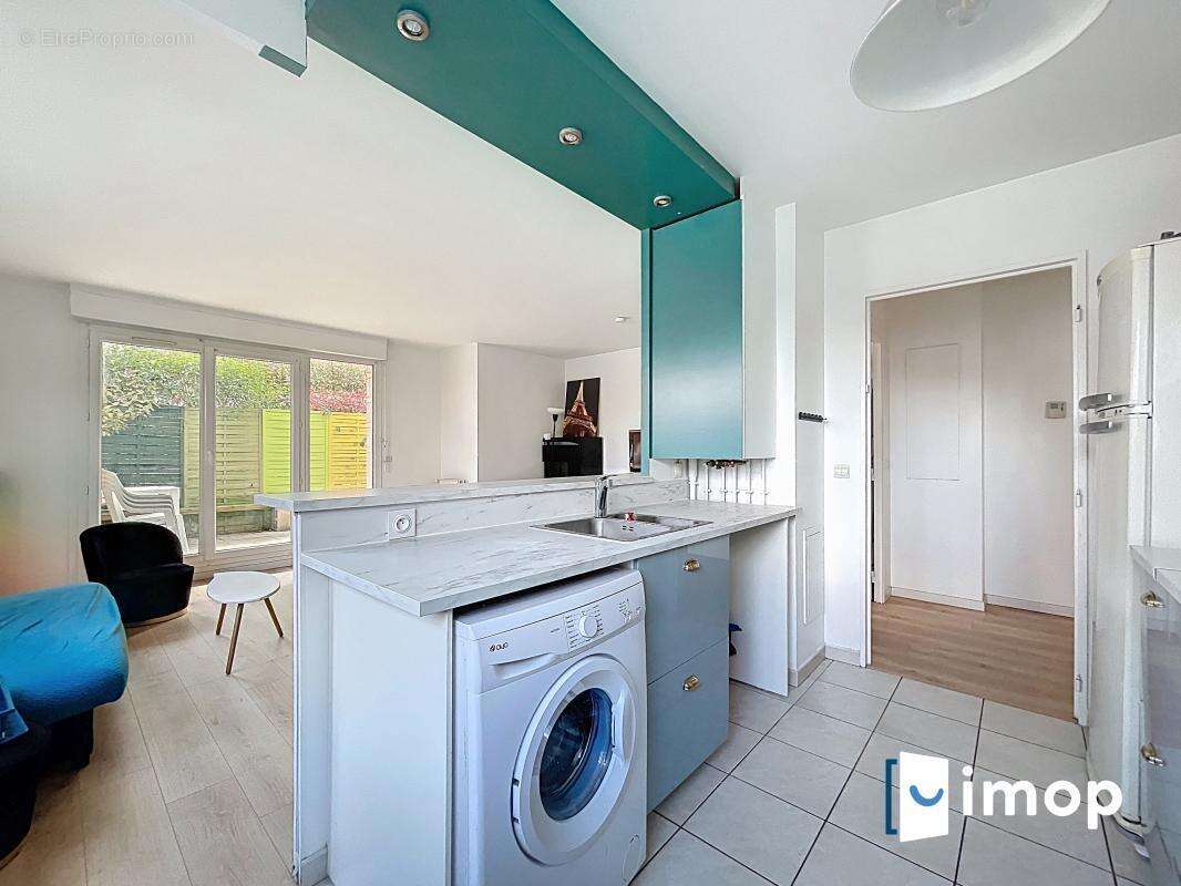Appartement à FONTENAY-SOUS-BOIS