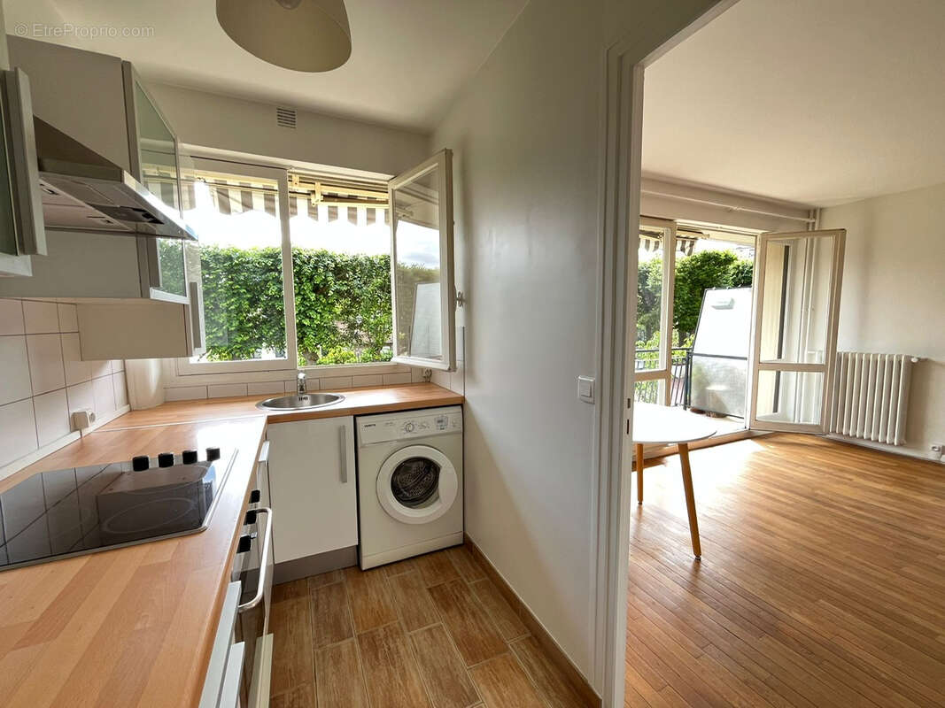 Appartement à SURESNES