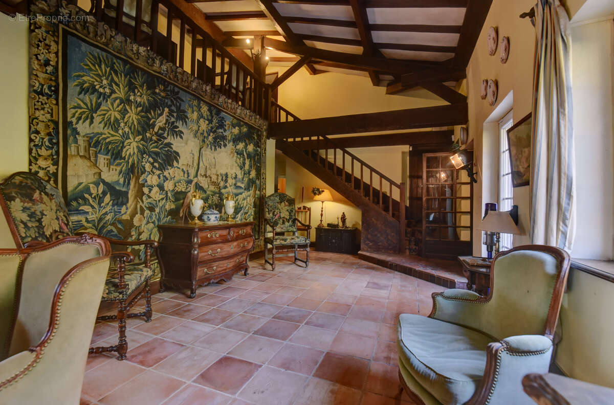 Maison à SAINT-LAURENT-SUR-MANOIRE