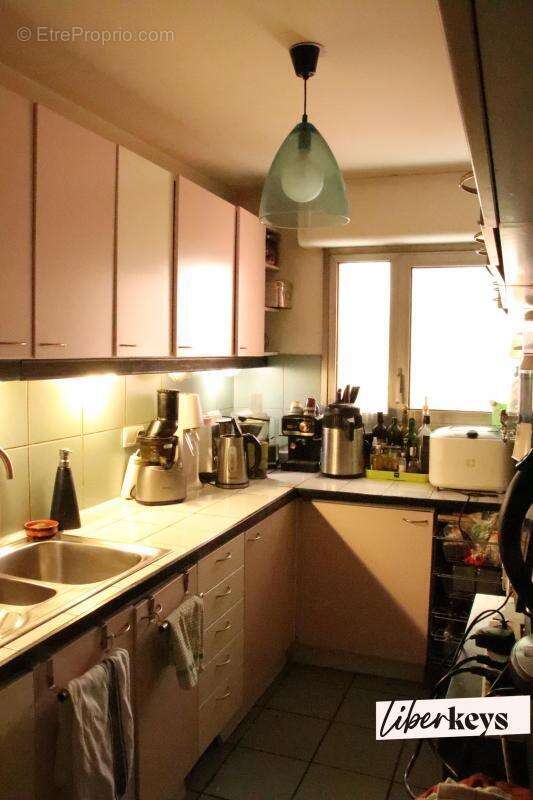 Appartement à PARIS-19E