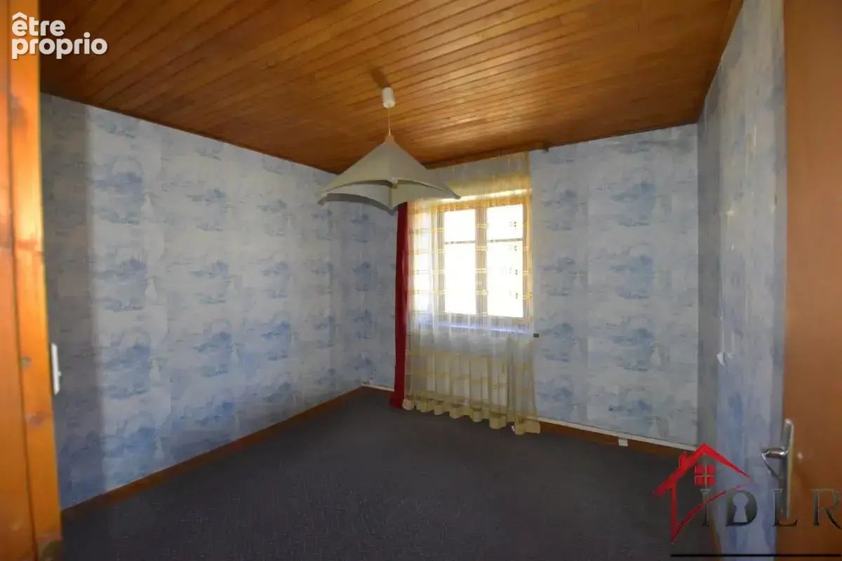 Maison mitoyenne t6 avec terrain - photo 8