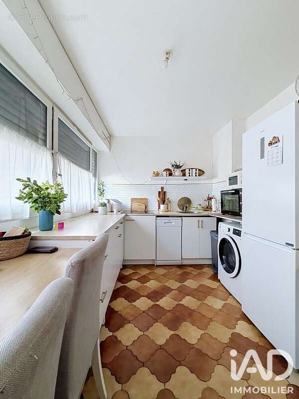 Commerce 67 m² à Limeil-Brevannes  - photo 5