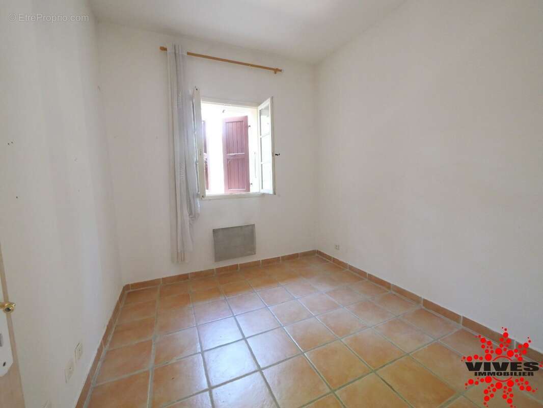 Maison à CRUZY