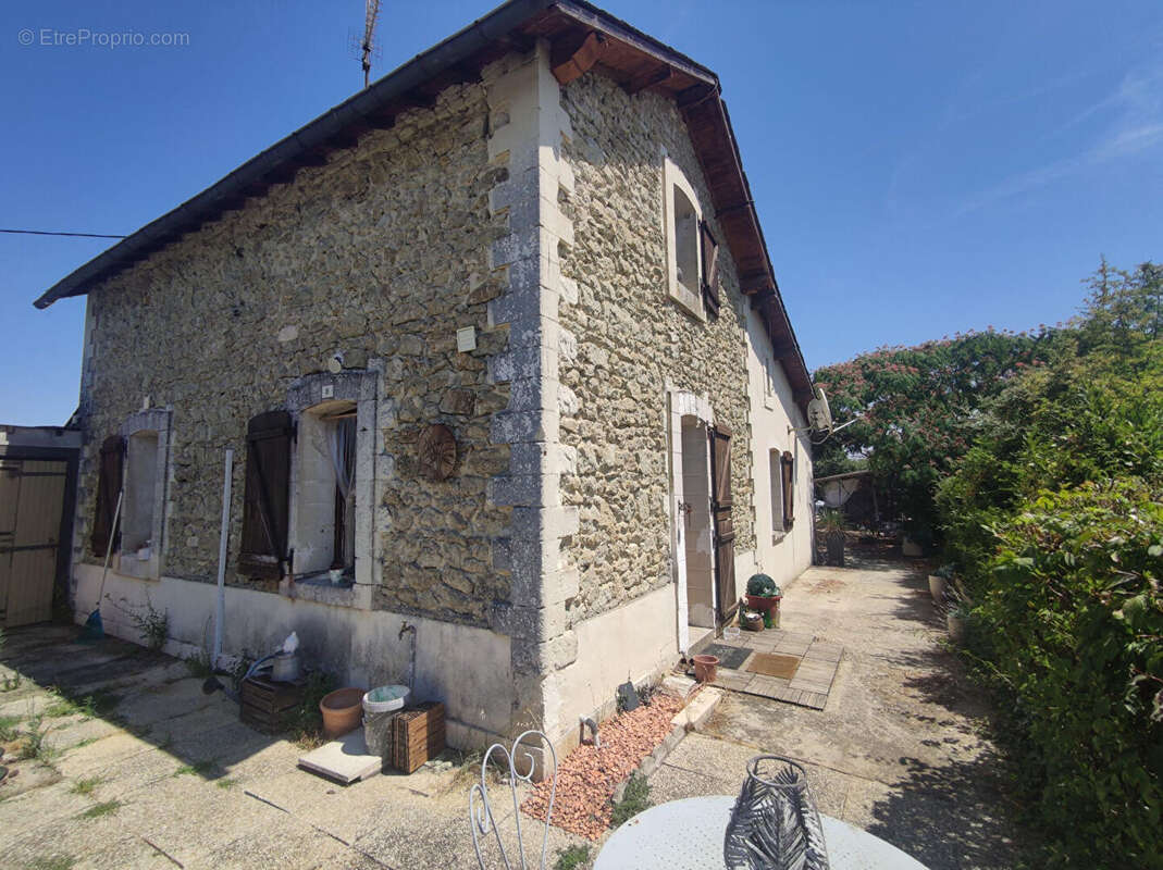 Maison Scorbe Clairvaux 3 pièce(s) 100 m2 - photo 12