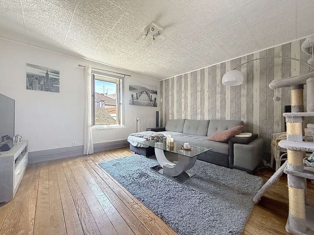 Appartement 47 m² à Remiremont  - photo 6