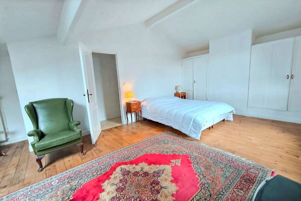 Maison de charme, en pierrres avec vue panoramique - photo 10