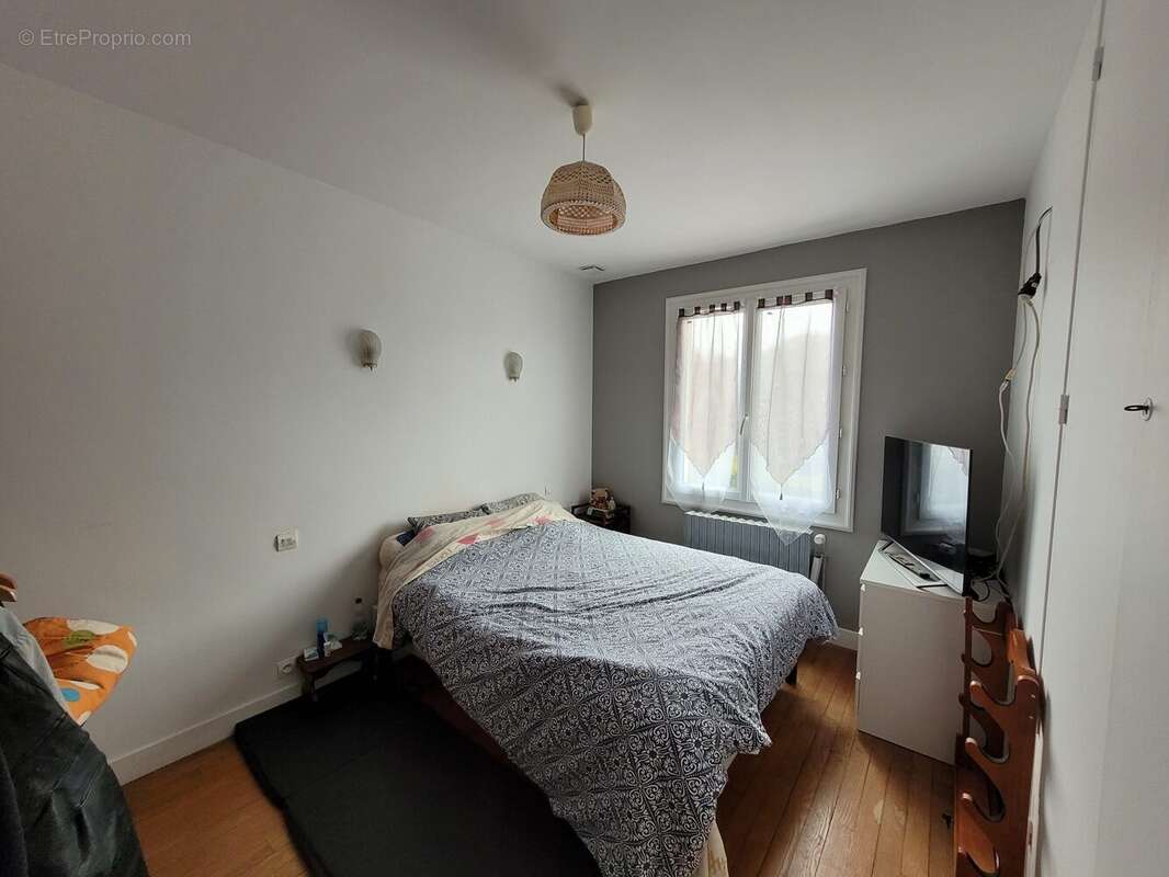 Maison à LONGNY-AU-PERCHE