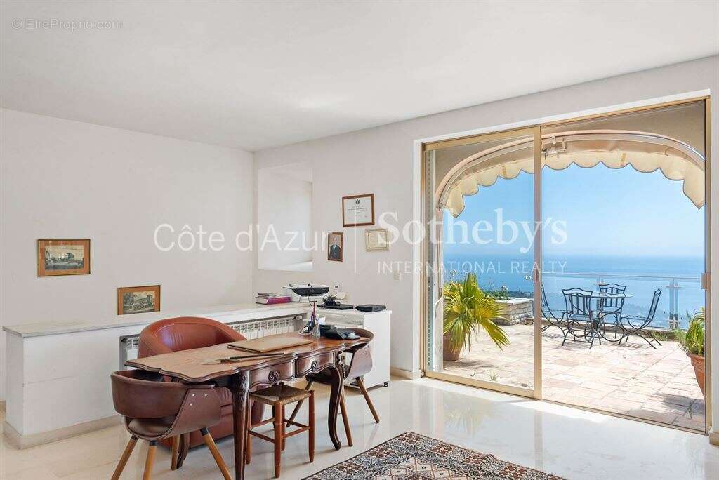 Maison à ROQUEBRUNE-CAP-MARTIN