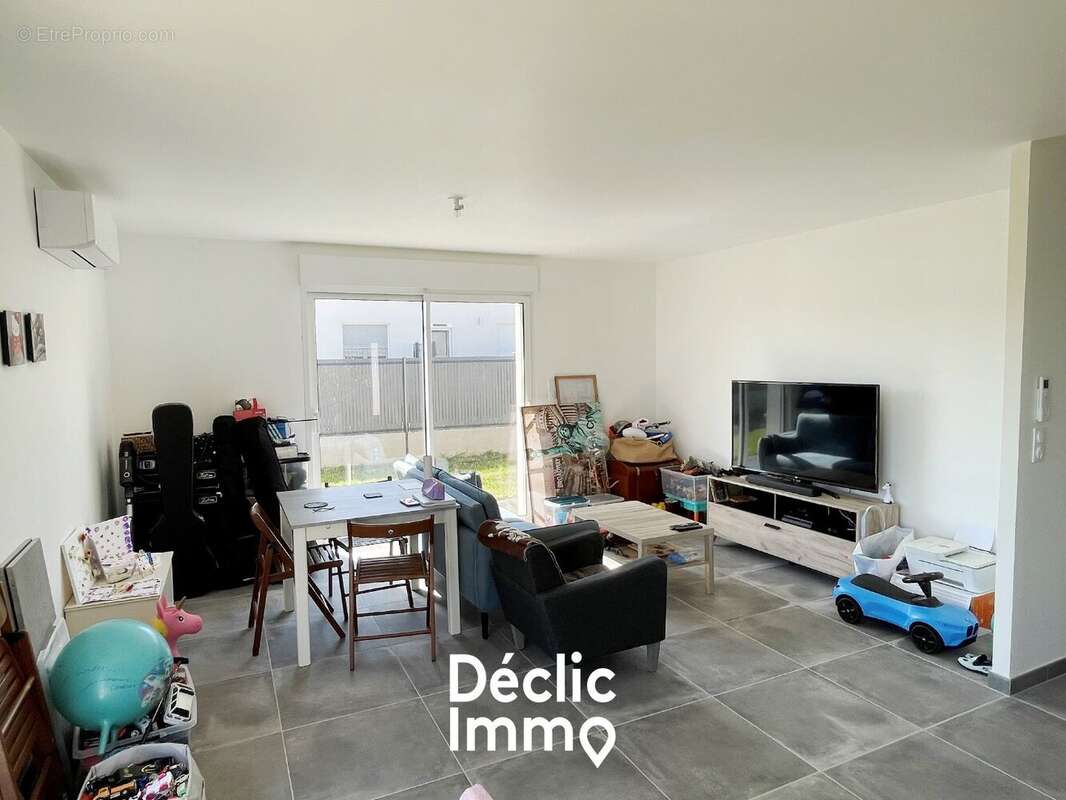 Maison à LA GRIPPERIE-SAINT-SYMPHORIEN