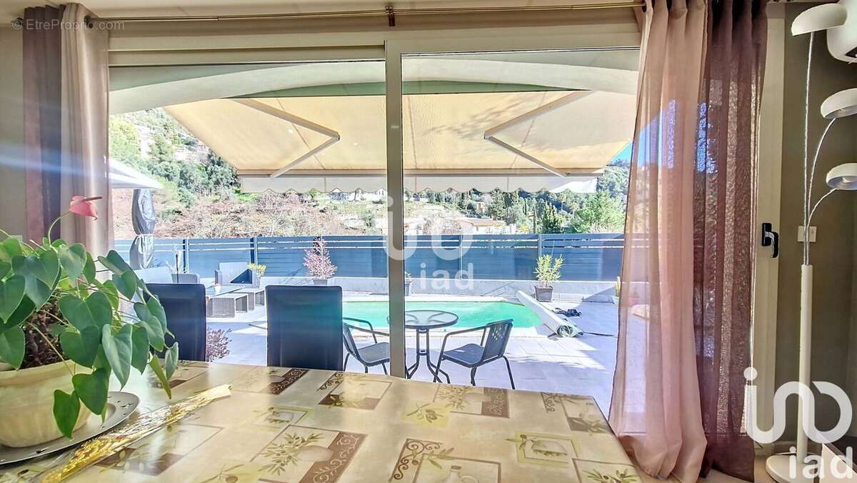 Photo 3 - Maison à CASTELLAR