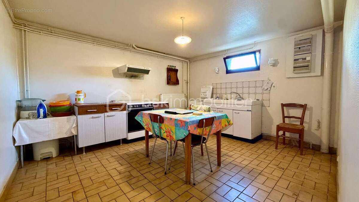 Maison à VEUXHAULLES-SUR-AUBE